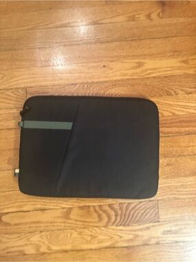 Black Laptop Sleeve with Green Accent - Protective Carry Case